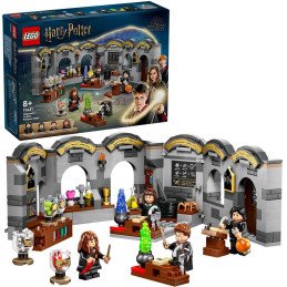 LEGO HARRY POTTER TM CASTELUL HOGWARTS: LECTIA DE POTIUNI 76431 | MARKETPLACE SHOPPING CENTER