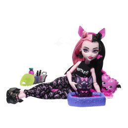 MONSTER HIGH PAPUSA DRACULAURA CREEPOVER PARTY | MARKETPLACE SHOPPING CENTER