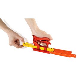 HOT WHEELS SET LANSATOR PORTABIL ROSU SI MASINUTA | MARKETPLACE SHOPPING CENTER