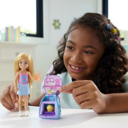 BARBIE PAPUSICA CHELSEA CU RUCSAC PENTRU COACEREA BRIOSELOR | MARKETPLACE SHOPPING CENTER