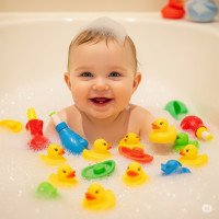 Jucarii pentru Apa si Baie | 1Buy.ro – Plutitoare, Stropitoare & Seturi pentru Cada